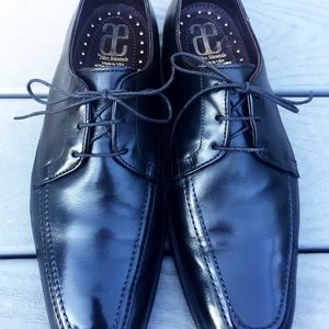 Allen Edmonds Tribeca. Men’s Sz 8D. Worn once.